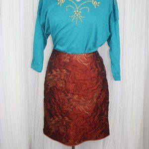 Vintage 1980s Size Medium/Large Quilted Embroidered Red Burgundy Mini Skirt